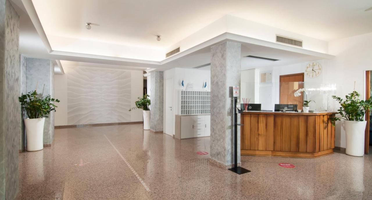 Hotel Le Querce Senigallia Buitenkant foto