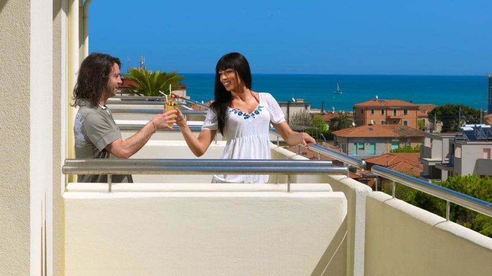 Hotel Le Querce Senigallia Buitenkant foto